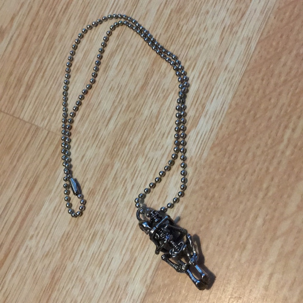 Skeleton☠️ Love ❤️